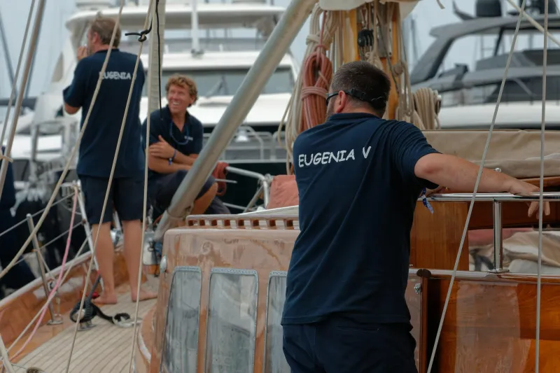 Setting Sail Without the Sale: Your Gateway to Solent Waters on Any Budget